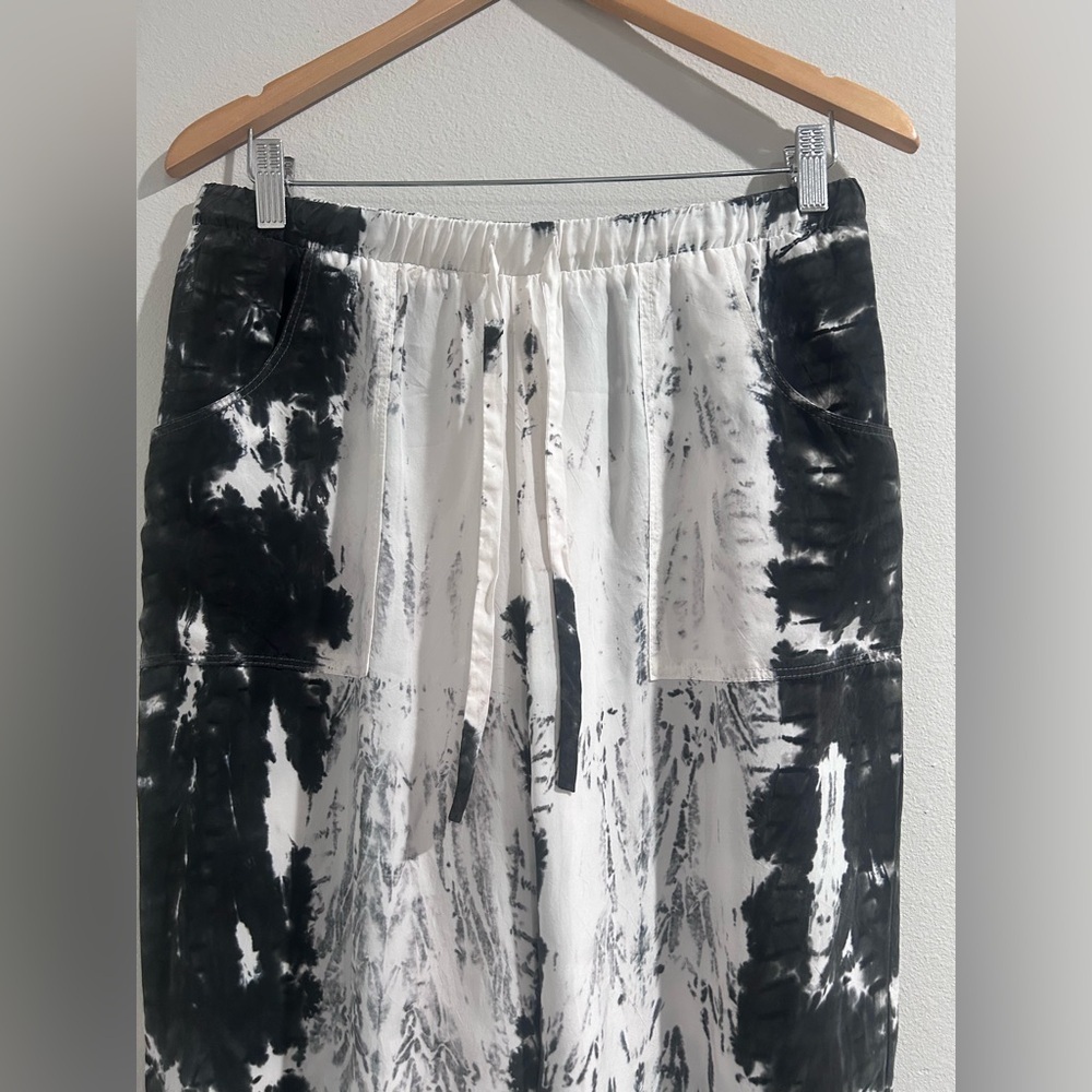 RG Kane Tie-Dye Jogger Pants
Black/White Size L - Picture 3 of 9
